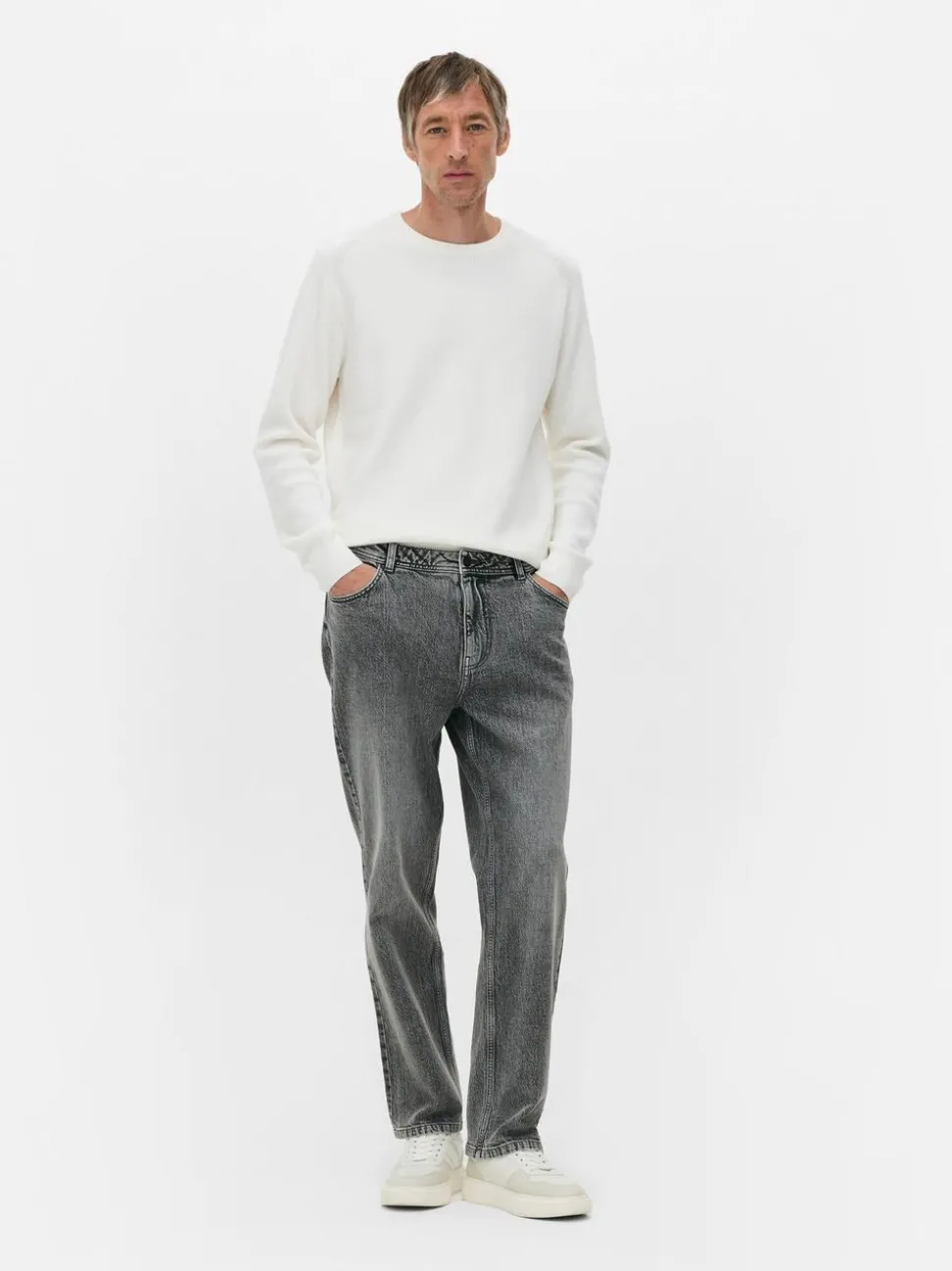 Jeans mit geradem Bein und mittlerer Leibhöhe
