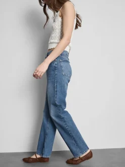 Jeans mit hohem Bund und geradem Bein