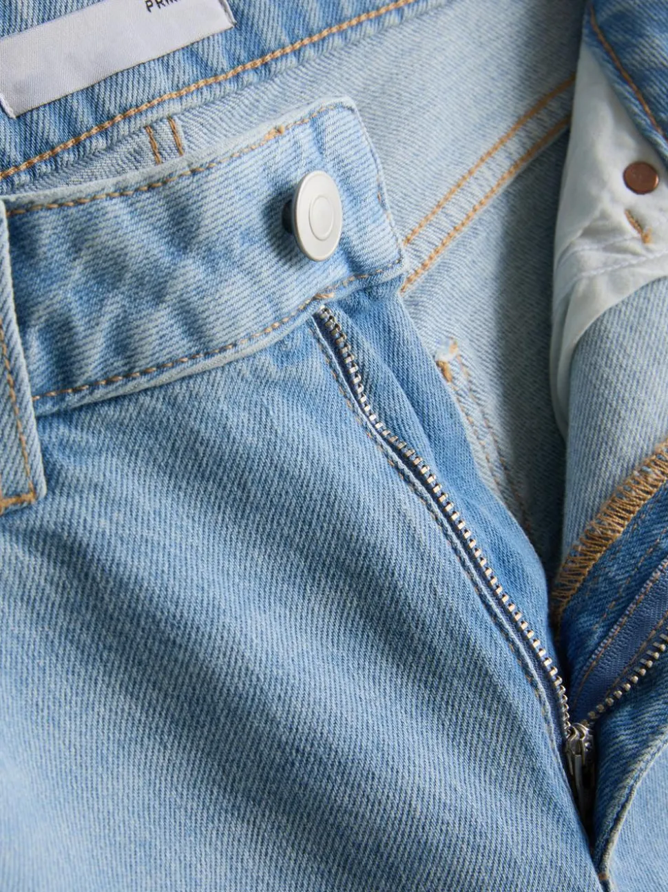 Jeans mit hohem Bund und geradem Bein