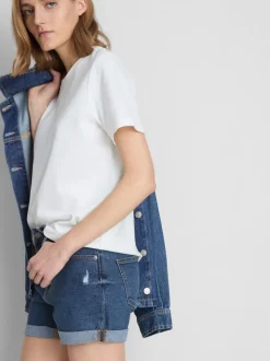 Jeansshorts mit mittlerer Leibhöhe und umgeschlagenem Saum