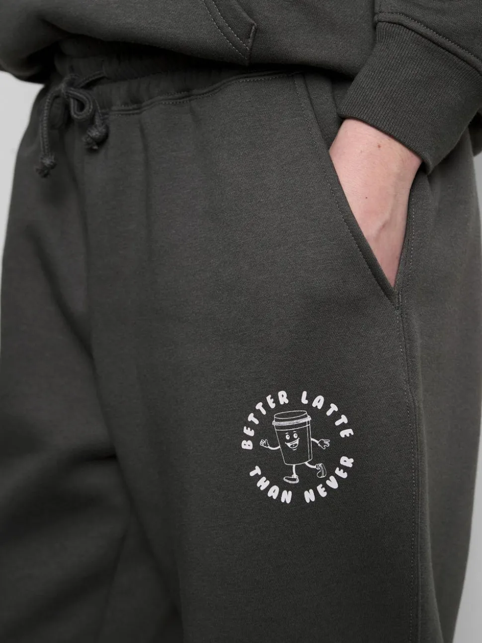 Jogginghose aus Baumwollmischung mit Bündchen und Print