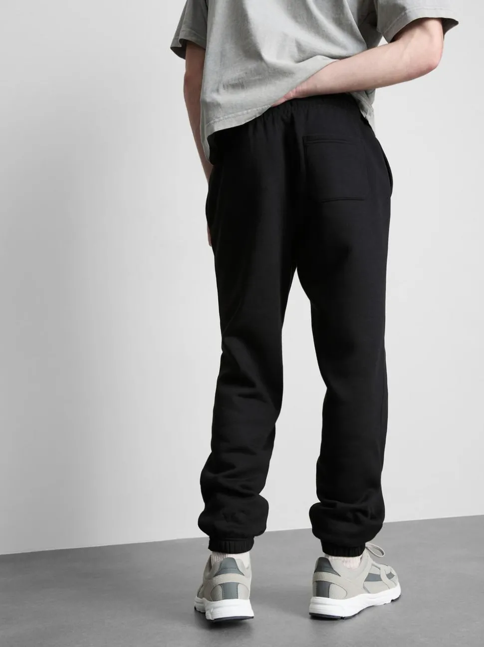 Jogginghose mit elastischem Bund und Bündchen