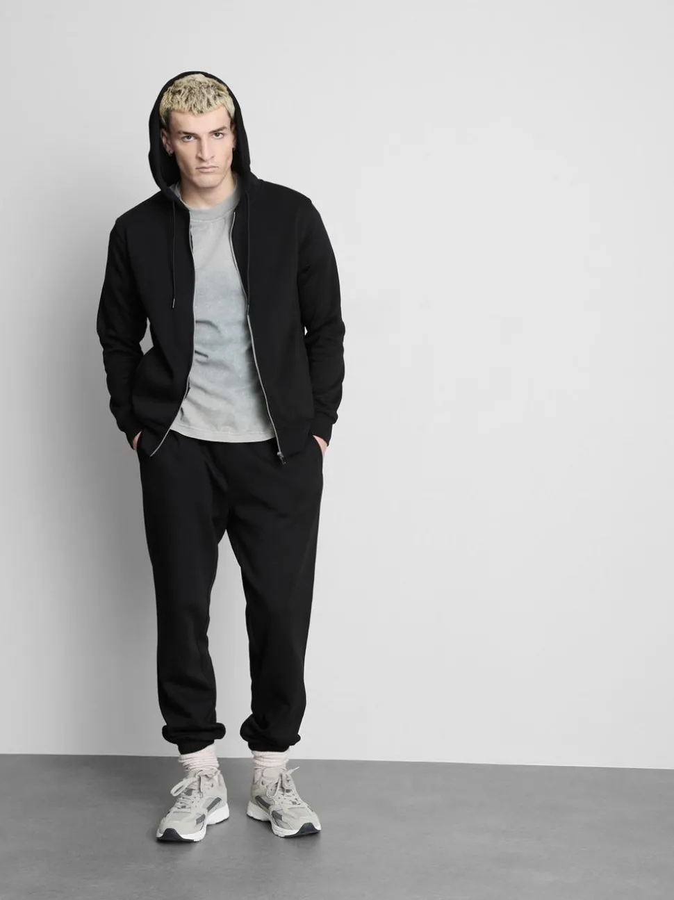 Jogginghose mit elastischem Bund und Bündchen