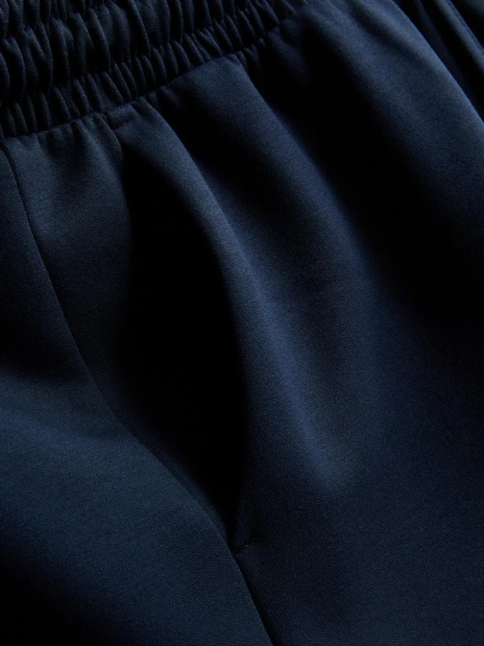 Jogginghose mit weitem Bein und Kordelzug