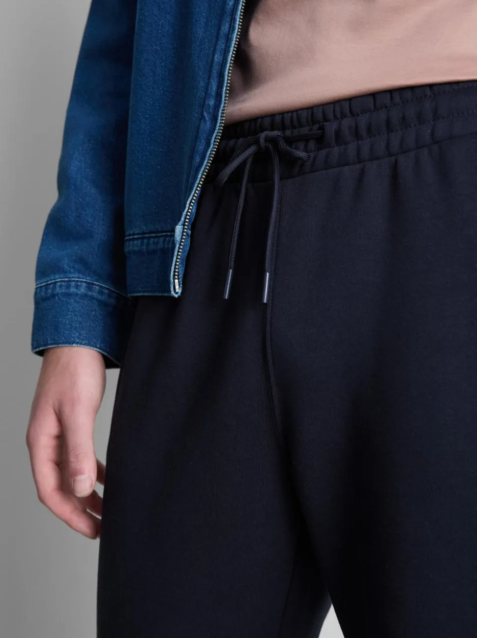 Klassische Jogginghose mit Kordelzug