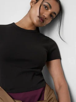 Klassisches Baby Tee mit hohem Baumwollanteil
