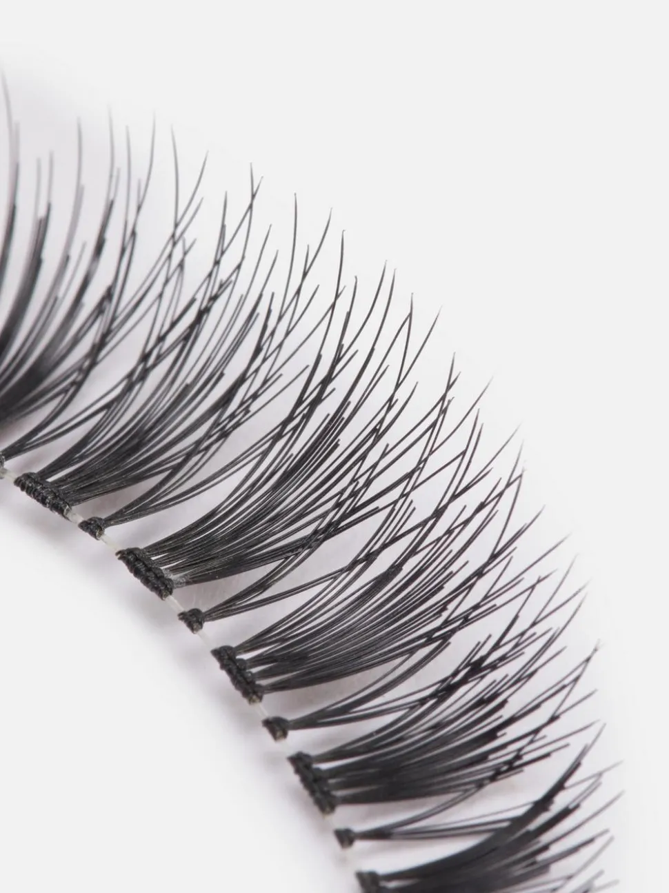 Künstliche Wimpern zum Ankleben
