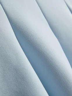 Krepp-Top mit Herzausschnitt und Schößchen