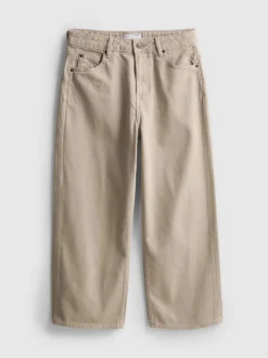 Kurze Jeans mit weitem Bein