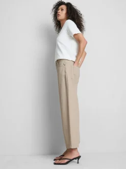 Kurze Jeans mit weitem Bein