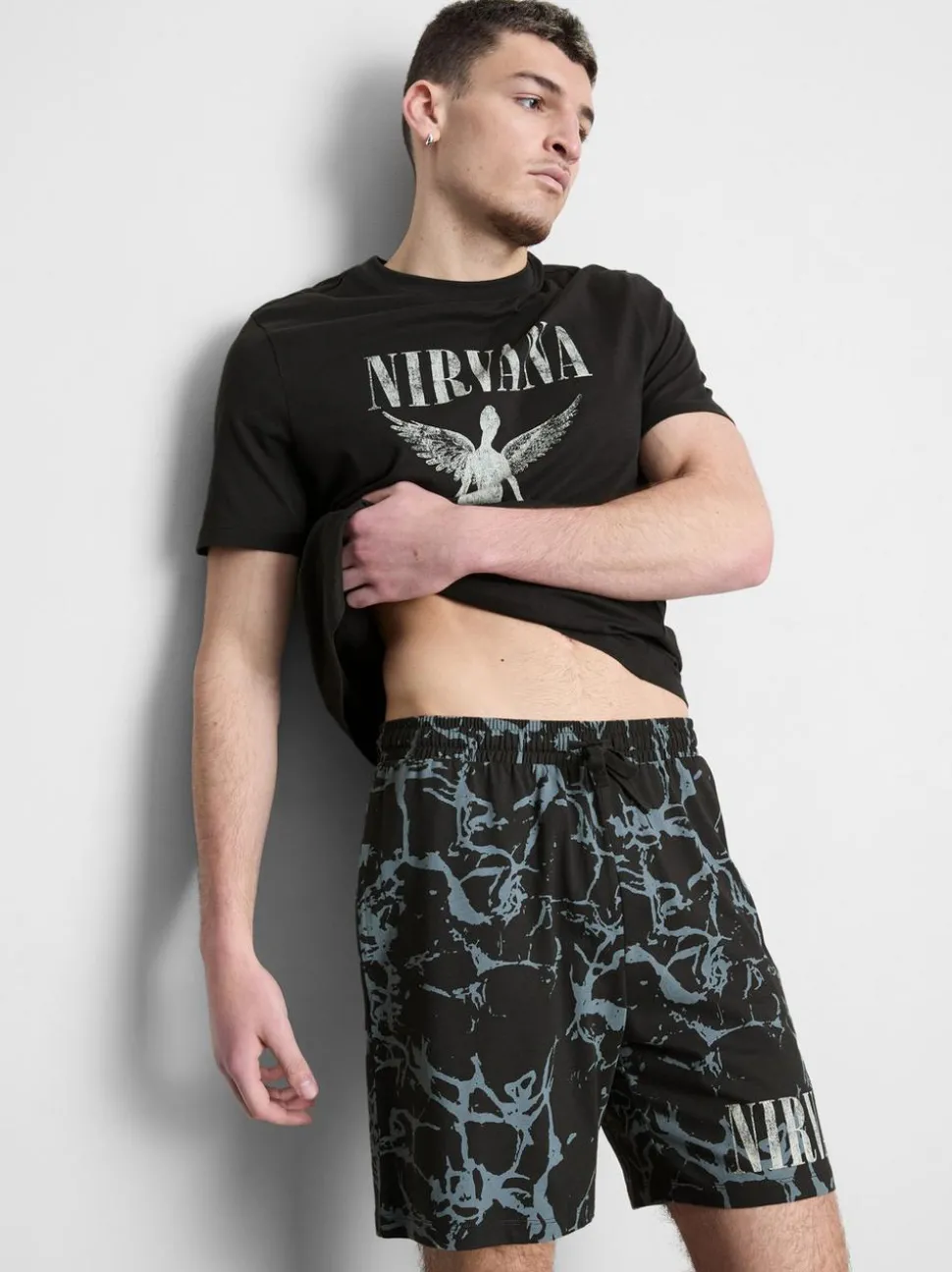 Kurzer „Nirvana“ Schlafanzug