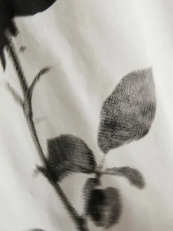 Kurzes Baumwoll-T-Shirt mit Blumen-Print