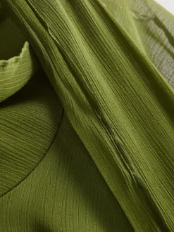 Kurzärmelige Bluse mit Schluppe