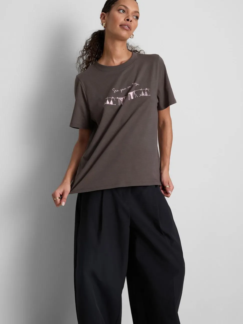 Kurzärmeliges Baumwoll-T-Shirt mit Grafik