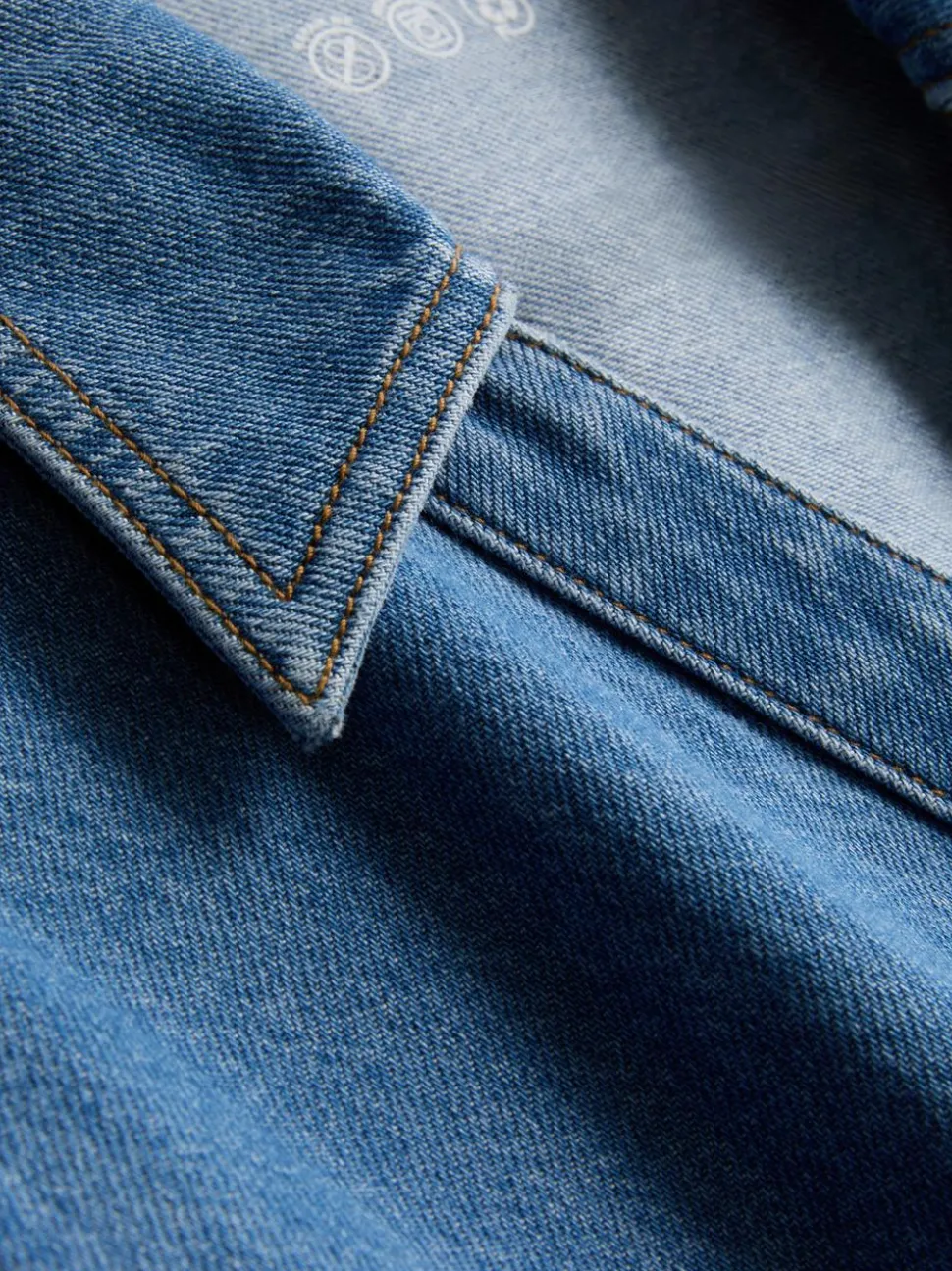 Kurzärmeliges Jeanshemd
