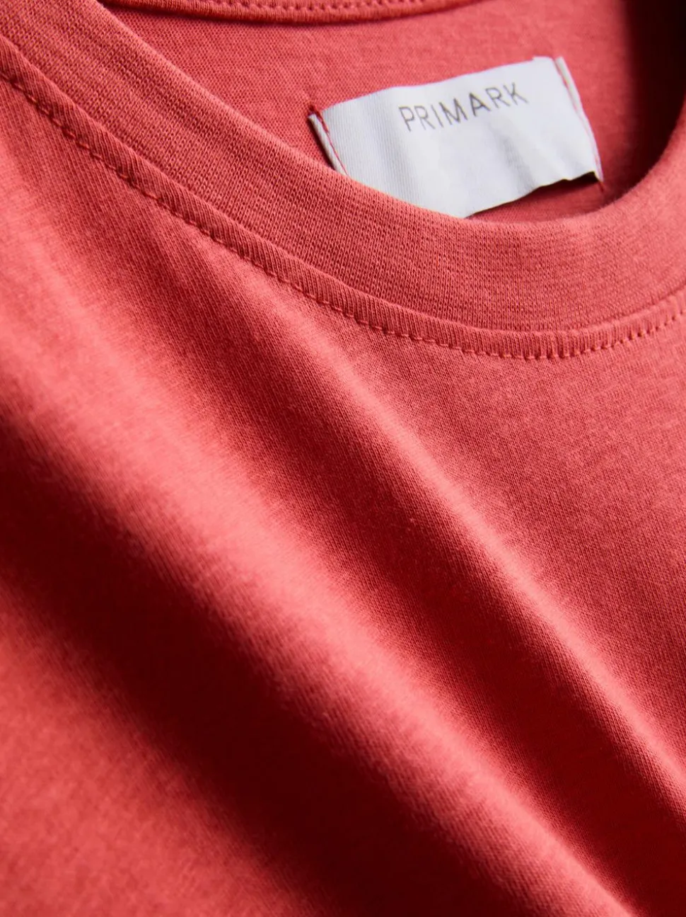 Kurzärmeliges Regular-Fit-T-Shirt