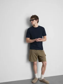 Kurzärmeliges Slim-Fit-T-Shirt