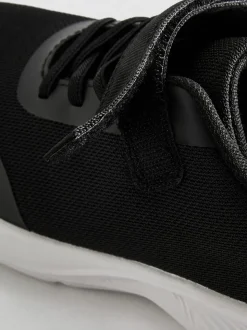 Low-Top-Sneaker