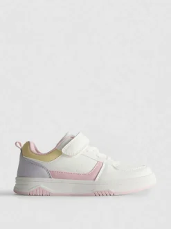 Low-Top-Sneaker