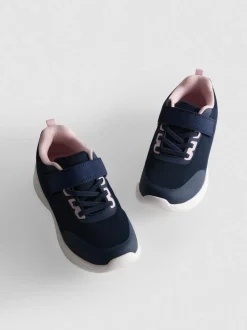 Low-Top-Sneaker