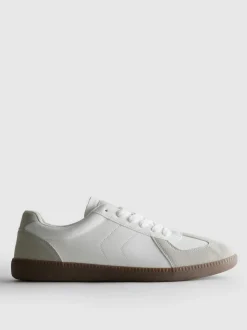 Low-Top-Sneaker