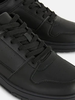 Low-Top-Sneaker