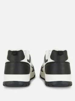 Low-Top-Sneaker