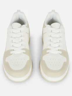 Low-Top-Sneaker