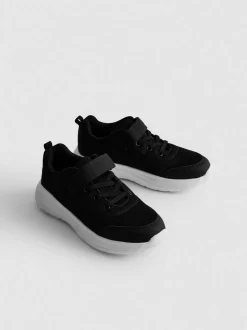 Low-Top-Sneaker aus Netzstoff