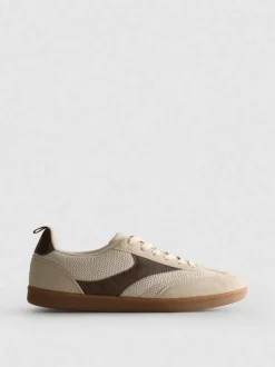 Low-Top-Sneaker mit Gummisohle