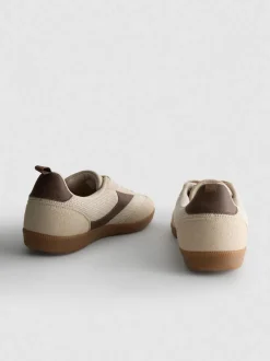 Low-Top-Sneaker mit Gummisohle