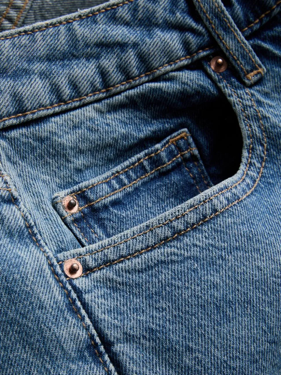 Lässige, gerade Denim-Jeans mit niedriger Leibhöhe