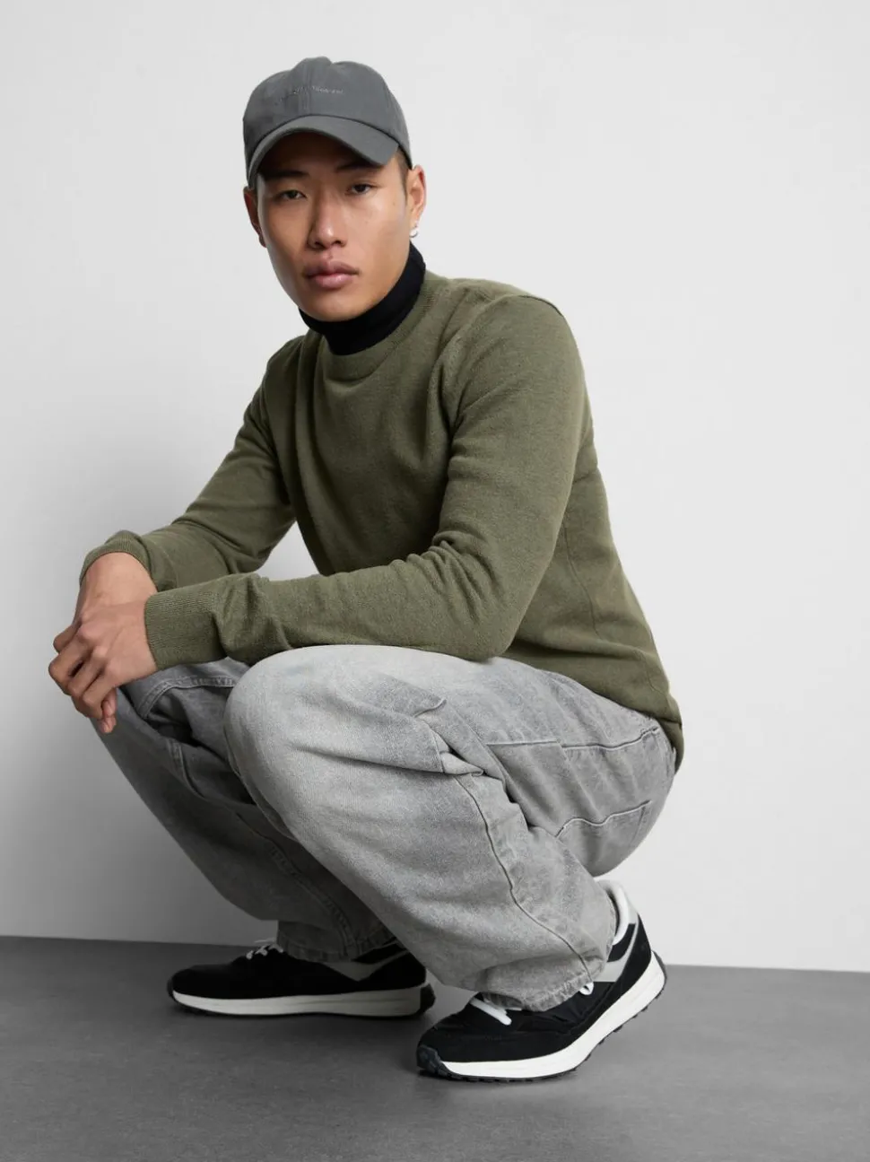 Lässige Jeans mit geradem Bein und mittlerer Leibhöhe
