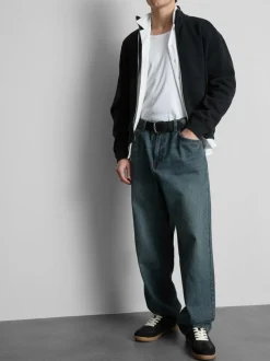 Lässige Jeans mit geradem Bein und mittlerer Leibhöhe
