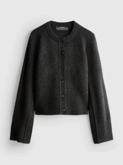 Lässiger, gestrickter Cardigan mit Rundhalsausschnitt