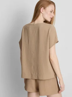 Lässiges Rundhalsshirt aus atmungsaktivem Stoff