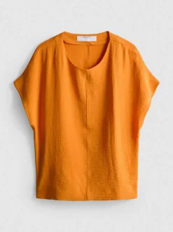 Lässiges Rundhalsshirt aus atmungsaktivem Stoff