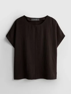 Lässiges Rundhalsshirt aus atmungsaktivem Stoff