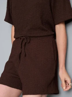 Lässige strukturierte Shorts