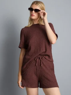 Lässige strukturierte Shorts