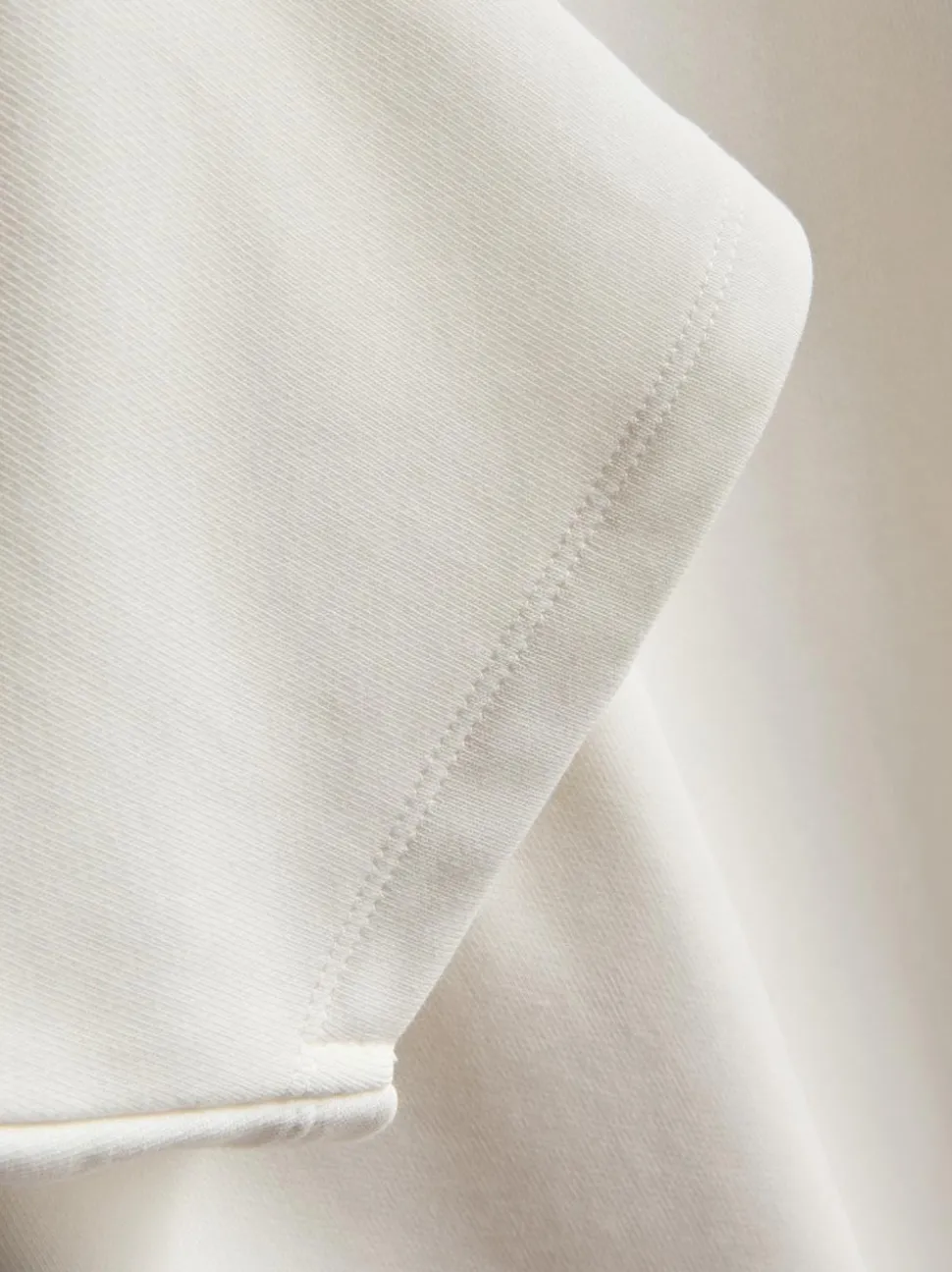 Lässiges T-Shirt mit hohem Baumwollanteil