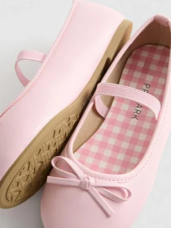 Matte Ballerinas