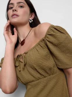 Milchmädchen-Minikleid in Knitteroptik