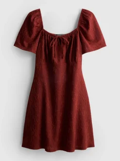 Milchmädchen-Minikleid in Knitteroptik