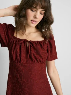 Milchmädchen-Minikleid in Knitteroptik
