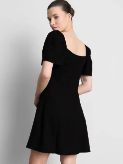 Milchmädchen-Minikleid in Knitteroptik