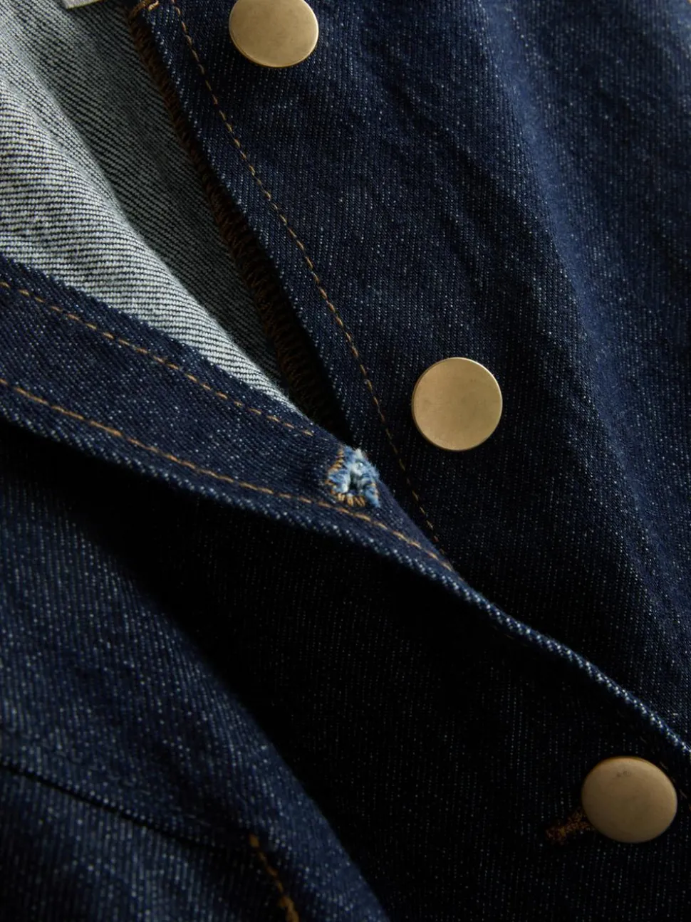 Minikleid aus Baumwoll-Denim mit Knopfleiste