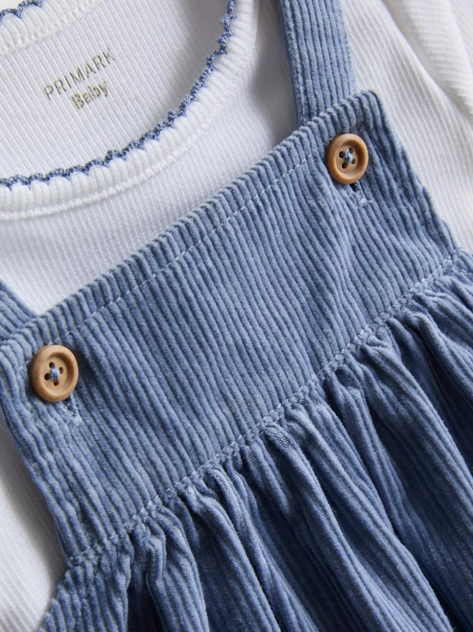 0–18 Monate | Body und Cord-Trägerkleid für Neugeborene im Set