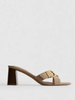 Mules mit Blockabsatz und Schnalle