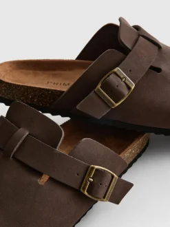 Mules mit geschlossener Zehenpartie
